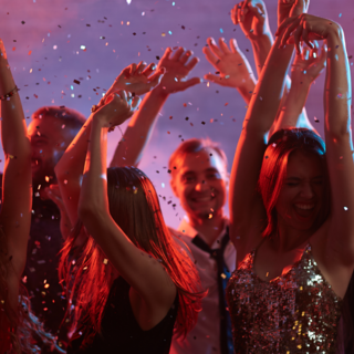 Casting homme et femme entre 20 et 40 ans pour figuration dans film avec Marion Cotillard et Artus