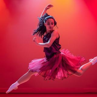 Casting comédienne et danseuse entre 20 et 30 ans pour tournage clip de jazz