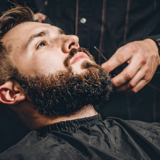 Casting modèle homme entre 25 et 55 ans pour shooting campagne avec une marque de soins de barbe