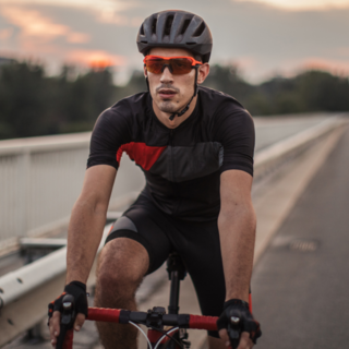 Casting figurant homme ou femme cycliste de 30 ans environ pour série Joséphine Ange Gardien