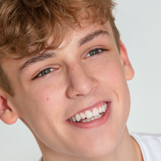 Casting adolescent entre 11 et 14 ans pour silhouette dans film