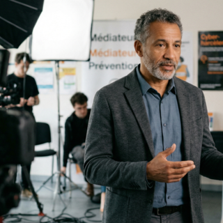 Casting comédien entre 40 et 60 ans pour rôle dans une campagne Orange