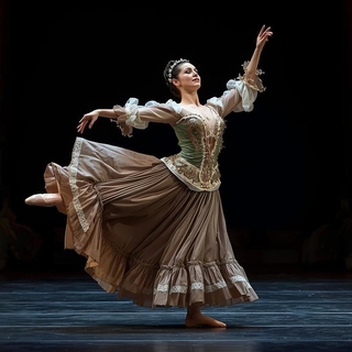 Casting danseuse entre 25 et 35 ans pour spectacle à l'opéra