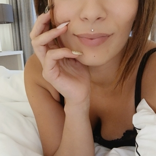 Charlotte83200