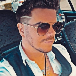 JohnnyHola03