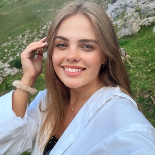 Yuliya98