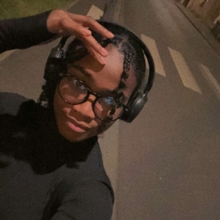 Jolynaa