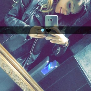 Nanetteee