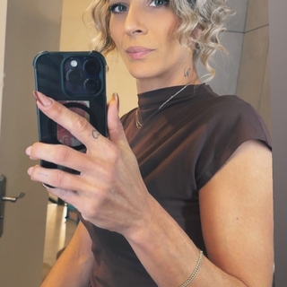Gwen_WB