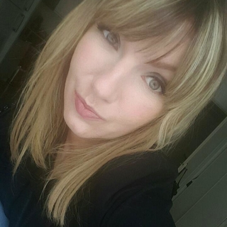 KrysTina