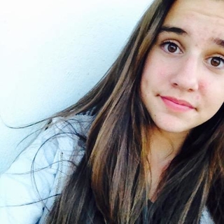 Laureen562