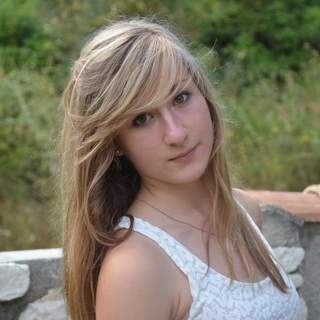Chlo27