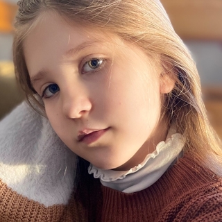 LucyRobert