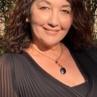 Leila60