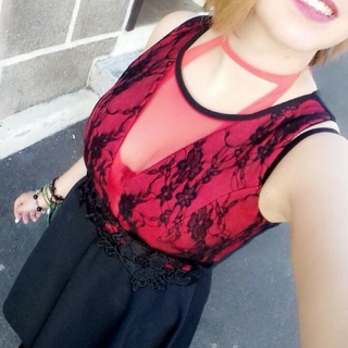 Laura08