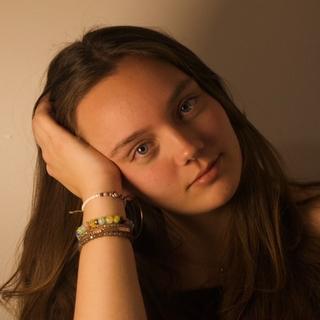 Elisa_pl7
