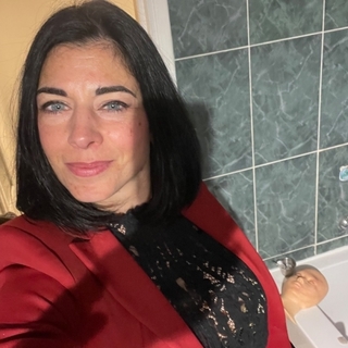 Sandra B