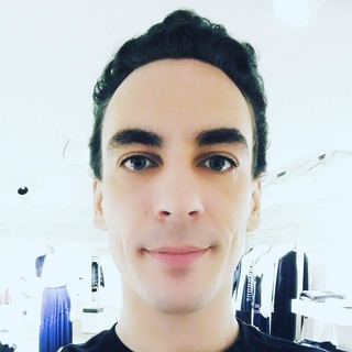 Adrien1985