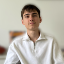"Être figurant, c'est vraiment pas ce que l'on pense" : À seulement 16 ans, Stelian, membre VIP de Casting.fr, est un pro de la figuration !