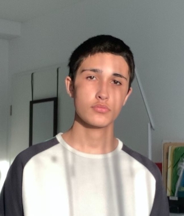 A seulement 16 ans, membre VIP BilelKares s'est lancé comme autodidacte depuis sa chambre et en plein confinement dans le doublage. Terriblement talentueux, le jeune homme nous raconte  comment tout a commencé. 