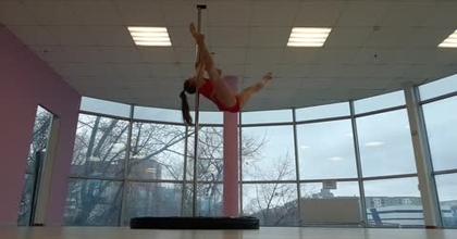 Vous rêvez de devenir acrobate aérienne ? Vesta Borovskaya, membre VIP sur Casting.fr vous donne des