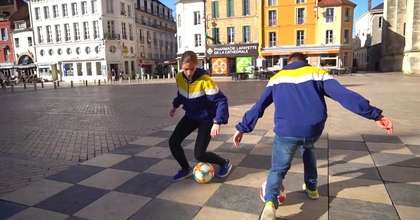 FRÈRE & SŒUR: Le duo Freestyle Football